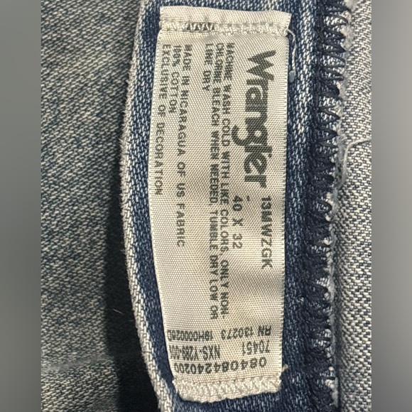 Wrangler Men's Jeans 3 pairs - Picture 10 of 12